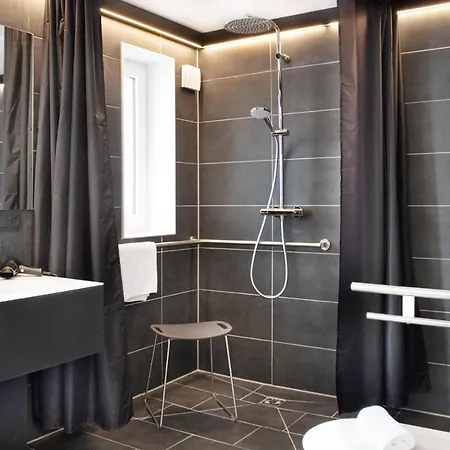 Hotel Mdg By Wmm *